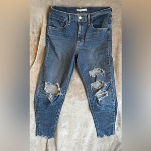Levi’s 720 High Rose Ripped Cropped skinny jeans